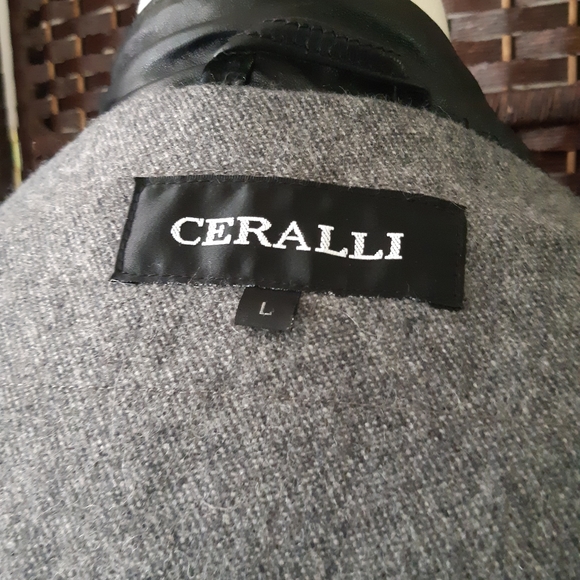 Ceralli Men's Leather  Coat look like bran new Size L - Picture 15 of 16